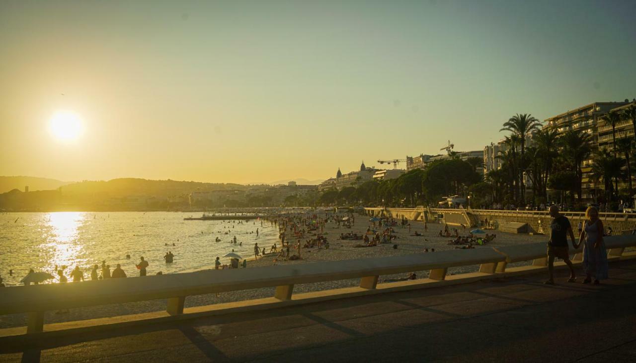 Blvd De La Croisette 82A, Cannes, La Reale Bagian luar foto